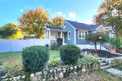 42 Ancona Rd 1