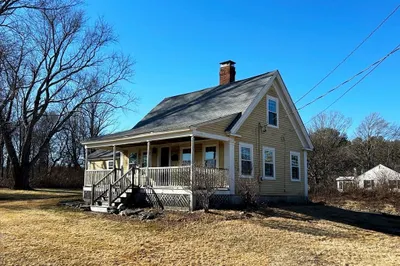 8 Washington St