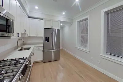 47 Englewood Ave 1