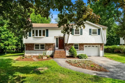21 Freeport Dr 1