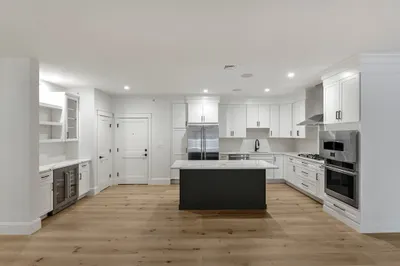 134 Court St #24 1