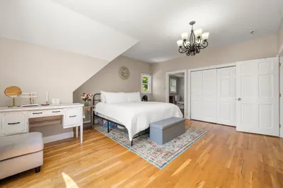 302 Ames Way 1