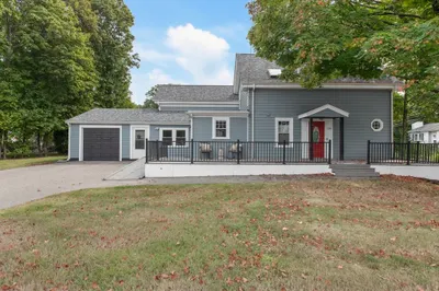 130 Oak Street 1