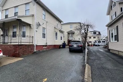 39 Ferry St