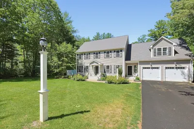 15 Oakhill Ave 1