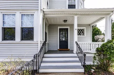 30 Goden St #2
