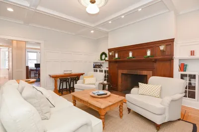 345 Commonwealth Ave #6