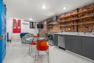 26 Unity St #1 1