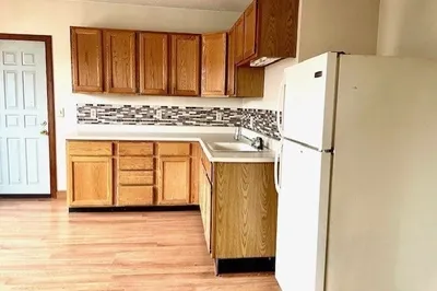 15 Frankfort St #3