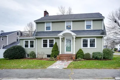 244 Lake St 1