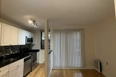 118 Centre Street #118