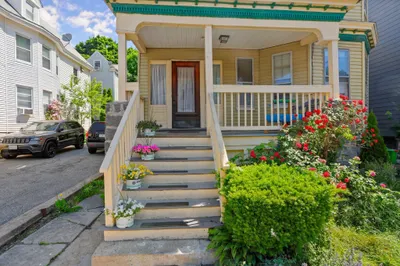 17 Farquhar St #3 1