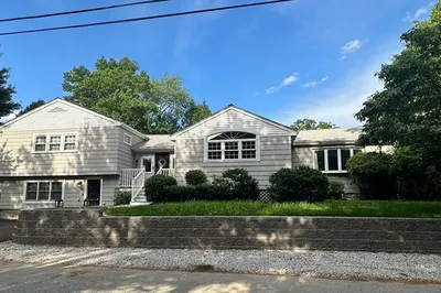48 Juniper St 1