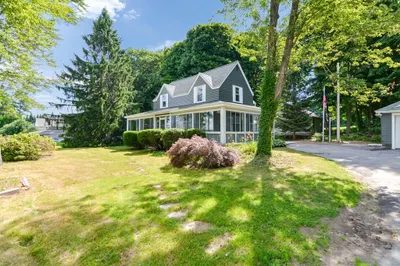 41 Wilderwood Ave 1