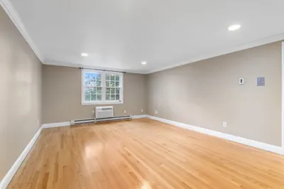 16 Wampus Ave #32 1