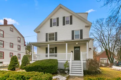 24 Maple Ave