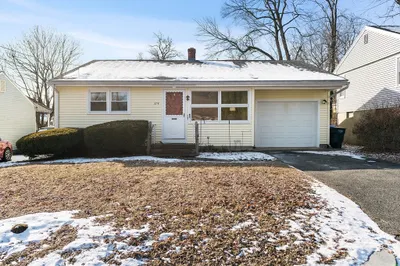 374 Commonwealth Ave