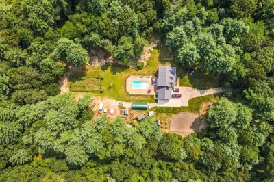 772 Walnut Plain Road 1