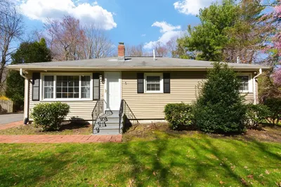 6 Fuller Rd 1