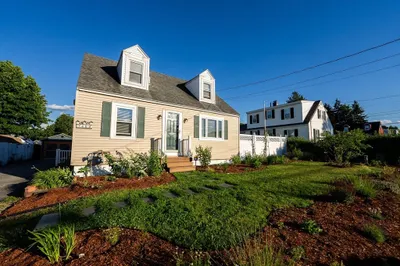 46 S. Bowdoin Street 1