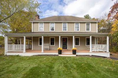 65 Pond St