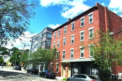 51 Heath St #1 1