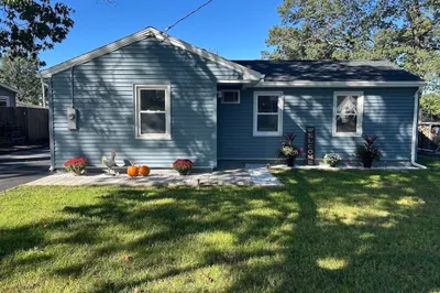 124 Deslauriers Street 1