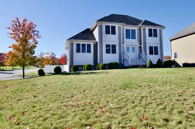 2 Keeneland Cir 1
