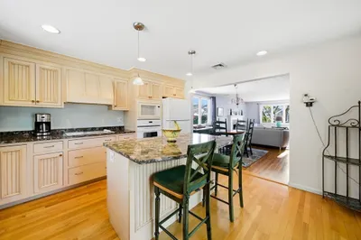 12 Elwern Rd 1