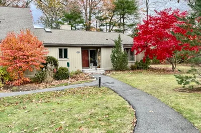 152 Chestnut Cir #152 1