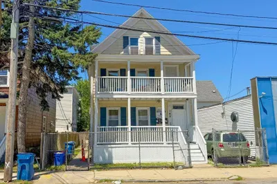 145 Water St 1