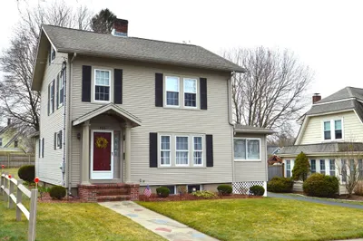 105 Warren Ave 1