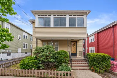 74 Woods Avenue 1