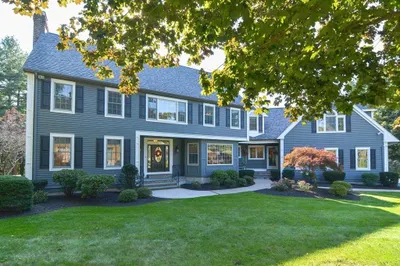 17 Lockewood Dr 1