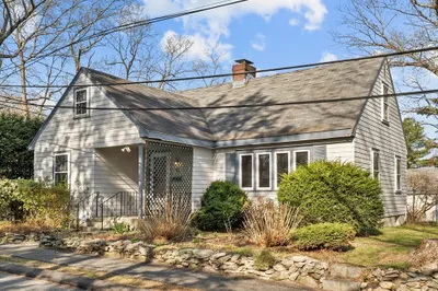 11 Longview Street