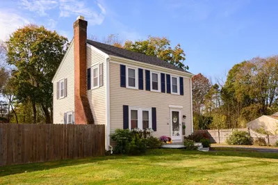 79 Pleasant Ave