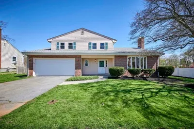 70 Taylor Rd