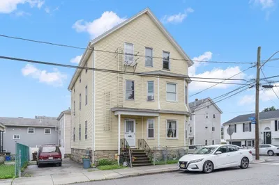 915 Walnut St 1