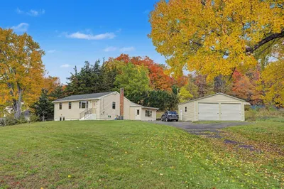 286 Granville Rd 1
