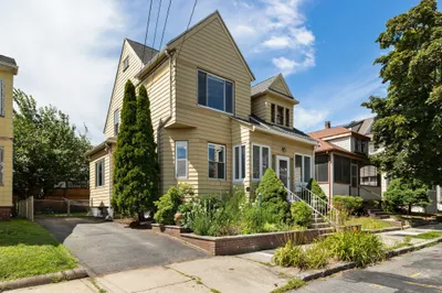 15 Greenleaf Ave