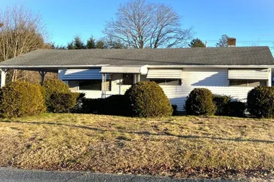 26 Normandy Ave