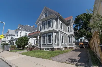 52 Hartford St 1