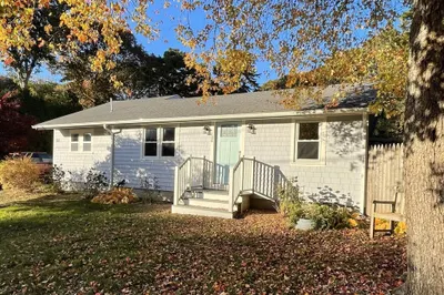 108 Lakeside Dr 1