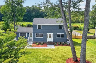 28 Fieldstone Dr 1