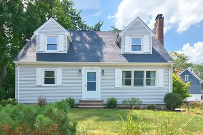 165 Cottage St 1