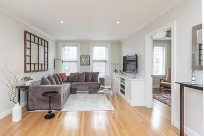 76 W. Cedar #4F 1