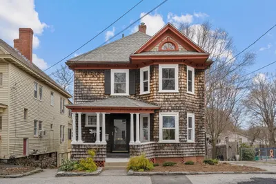 25 11th Ave