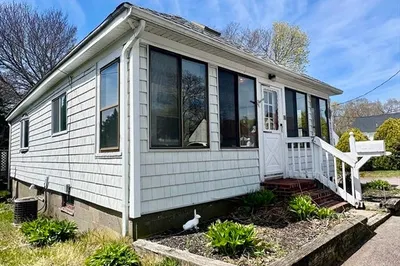 15 Brewster Road 1