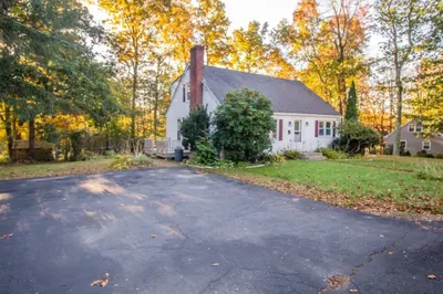 4 Ledyard Rd