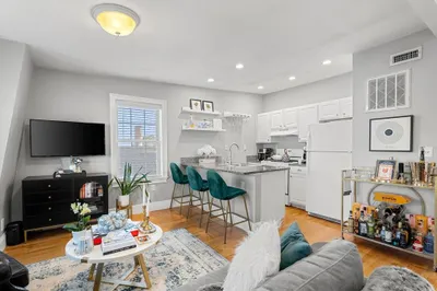 7 Brewster Street #3